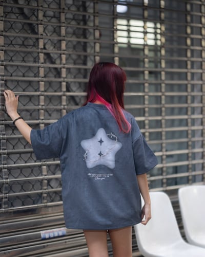 【現貨】荊棘五角星刺繡麂皮短T6