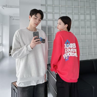 【現貨】發泡字母花朵印花大學T2