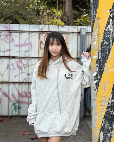 【現貨速發】街魂鏈鎖牛奶絨帽T4