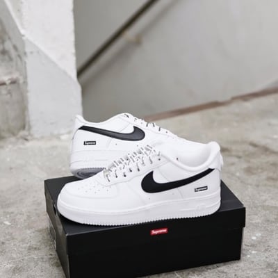 【爆款!限時接單】Supreme x Nike AIR FORCE 1 2025 25FW 聯名 白 低筒 復古休閒鞋｜CU9225-1021