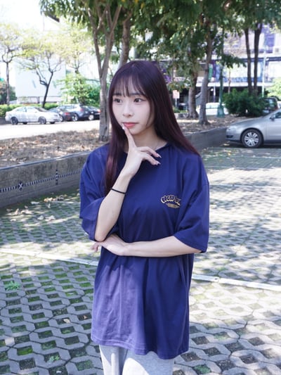 【現貨】NEW YORK CITY泡泡簍空英文字短T5