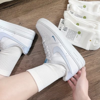 【敲碗成功!!少量補貨】Nike Air Force 1 海鹽藍小勾 寶寶藍 刺繡 小勾 女款｜HV2511-1002