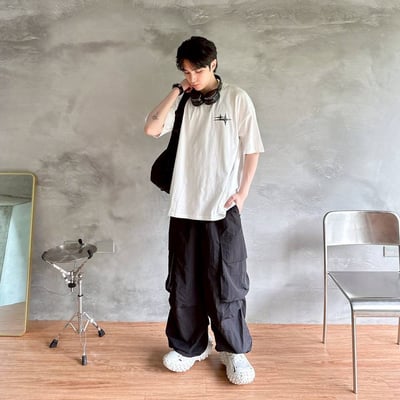 【現貨】噪點雙星光芒印花短T10