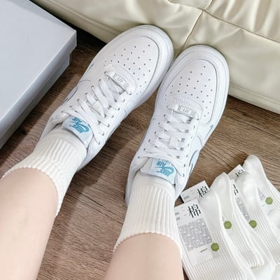 【敲碗成功!!少量補貨】Nike Air Force 1 海鹽藍小勾 寶寶藍 刺繡 小勾 女款｜HV2511-1007