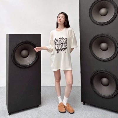 【現貨】STAY TRUE 噴漆華夫格印花短T5