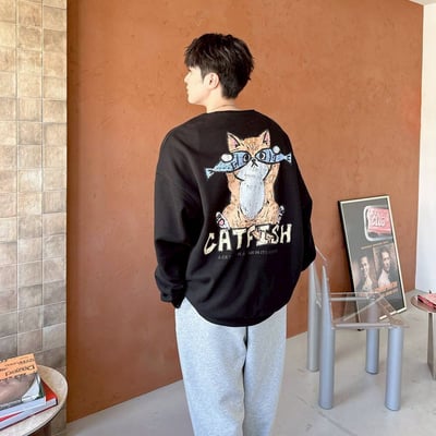 【現貨】catfish塗鴉感大學T2