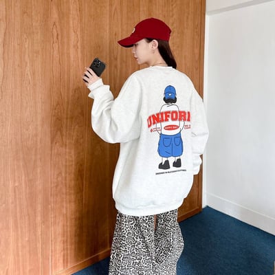 【現貨】UNIFORM男孩背影大學T8