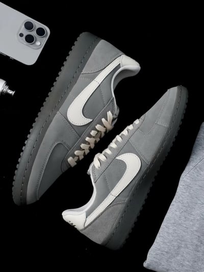 【國外折扣連線!】NIKE FIELD GENERAL 高級灰 水泥灰 米色麂皮德訓鞋男鞋｜IF0666-3003