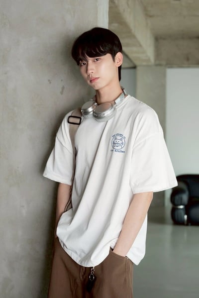 【現貨】CAT KITCHEN貓咪麵包印花短T8