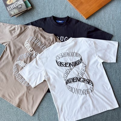 【SORONA® 涼感現貨】發泡螺旋哥德字印花短T9