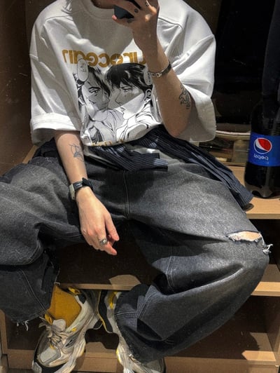 【超燒款現貨】質感小割破水洗黑系牛仔寬褲5