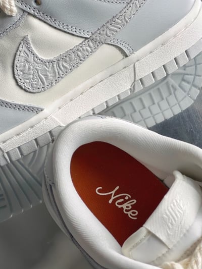 【現貨】NIKE Wmns Dunk Low Needlework 浮雕骨白灰｜FJ4553-13318