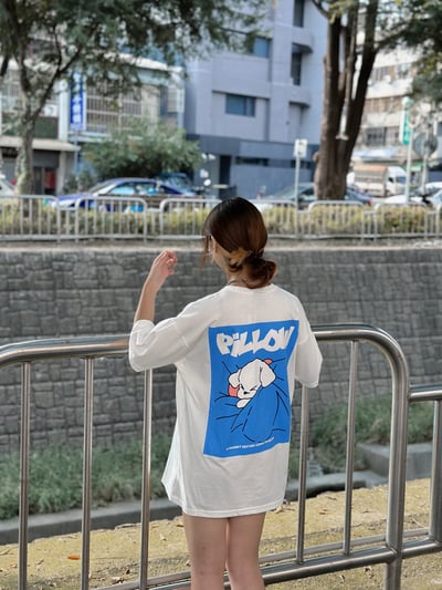 【現貨】PiLLOW 睡覺狗印花短T5