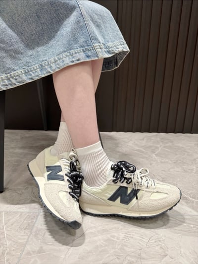 【張員瑛同款!新品】New Balance NB 471 海鹽奶油 白黑 復古休閒鞋｜U471AM3