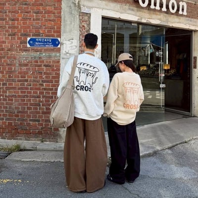 【現貨】CROSS麵包貓咪大學T2