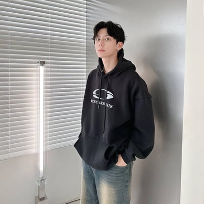 【廠商斷貨最後機會】發泡英字科技感銀漆帽T4