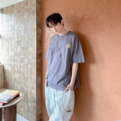 【現貨】IM NOT WHAT HPPENS TO ME幽靈滑板印花短T8