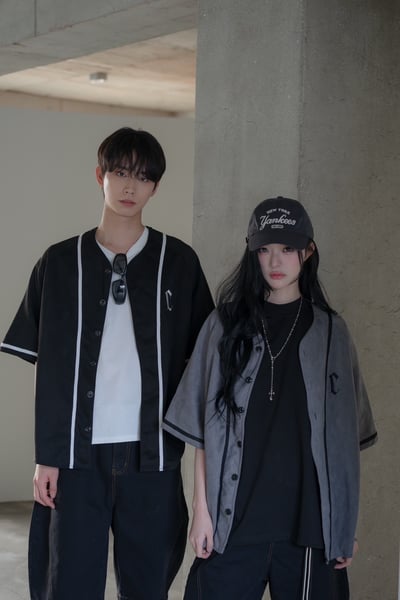 【現貨】哥德C字開襟插肩短袖罩衫1