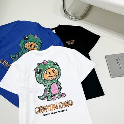 【現貨】CRAYON DINO微笑恐龍手繪感短T12