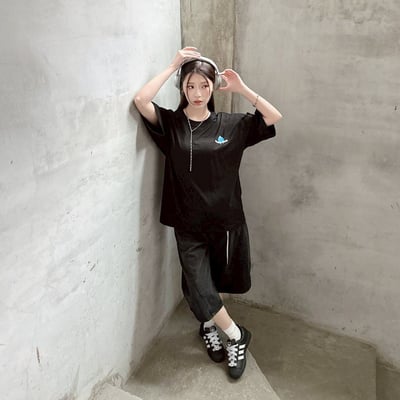 【現貨】WATER BOOM炸彈藍精靈印花短T6