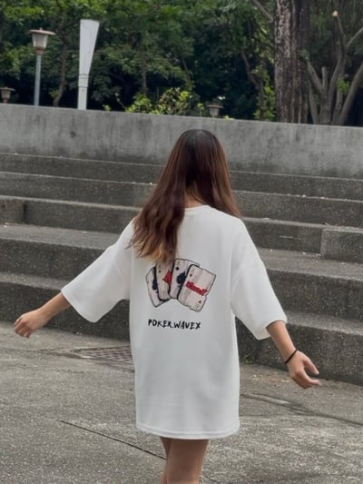 【吸睛新品現貨】撲克牌謎局短T11