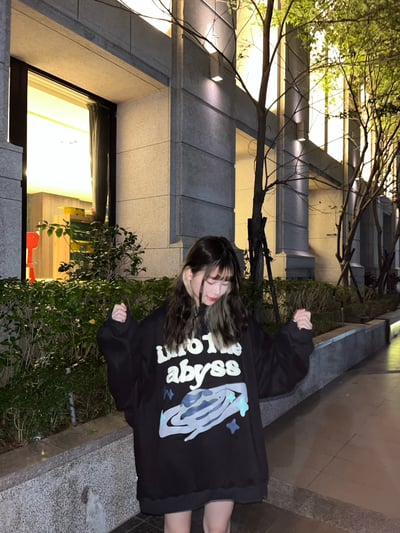 【現貨】宇宙深淵之旅帽T5