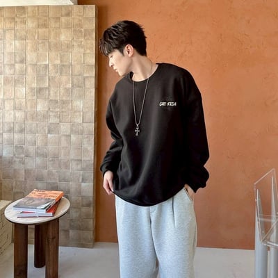 【現貨】catfish塗鴉感大學T6