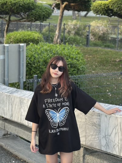 【現貨】幻影噴墨蝴蝶短T1