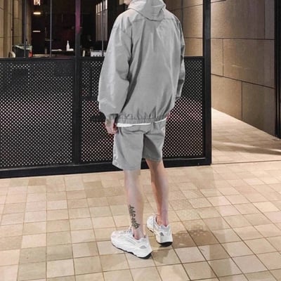 【騎車現貨必備】尼龍反車線連帽外套3