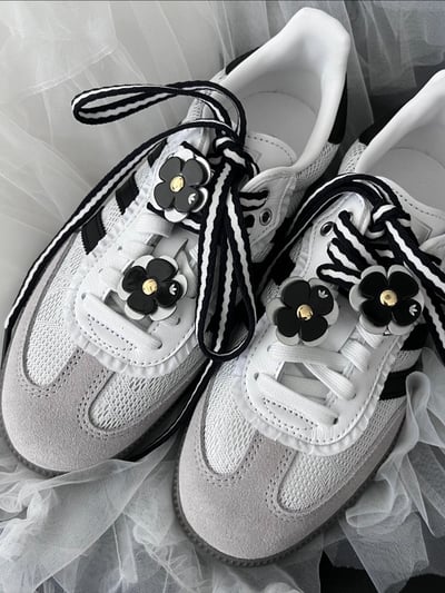 【國外限時折扣】ADIDAS SAMBA OG 小香風小花灰白芭蕾風女鞋｜IH33716