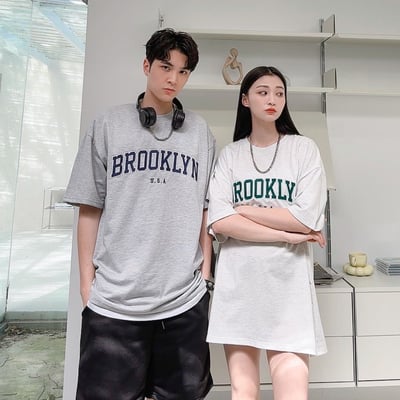 【現貨】電繡BROOKLYN字母短T2