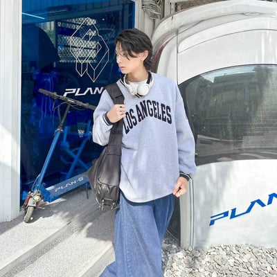 【現貨】LOSANGELA 美式毛巾繡V領大學T3