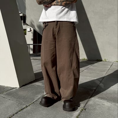 【現貨】百搭彎刀落地褲1