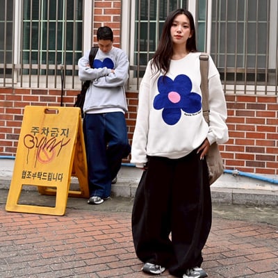 【現貨】毛巾繡花朵大學T1