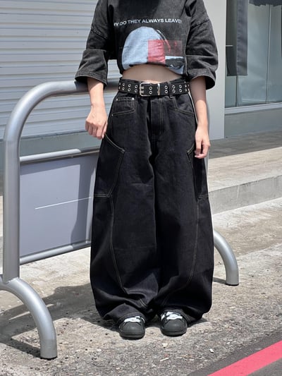 【爆款警告!!!】黑曜丹寧大口袋彎刀褲3