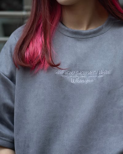 【現貨】荊棘五角星刺繡麂皮短T9