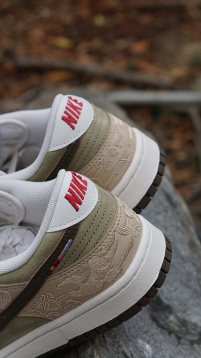 【限量限定色】Nike Dunk Low CNY 飛馬 刺繡小勾 反轉 卡其 橄欖綠 馬年新年限定款｜IQ1118-2207
