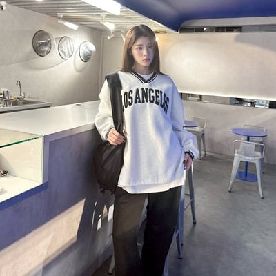 【現貨】LOSANGELA 美式毛巾繡V領大學T4