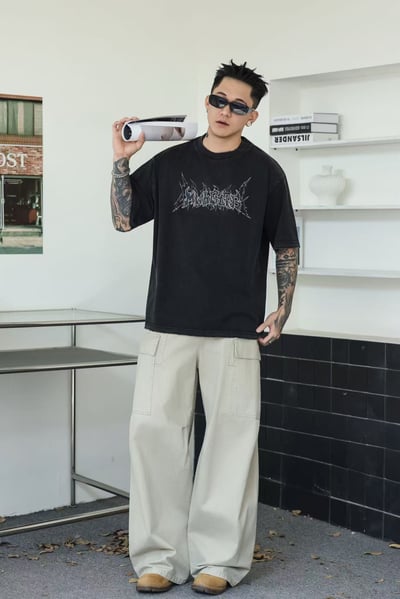 【現貨】火焰皮革繡花短T2