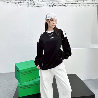 【現貨】 YX銀膠拼接大學T5