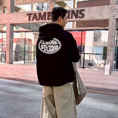 【現貨】CROSS STUDIO 卡通泡泡字圓標帽T4