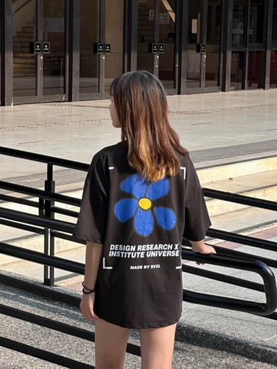 【現貨】刺繡對焦框花朵印花短T11