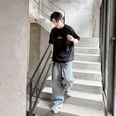 【超炫現貨】NOTIME NOSEE星芒立體別針拉鍊造型短T6