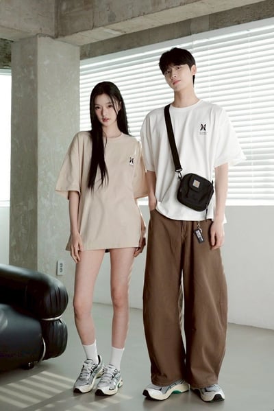 【現貨】兔子環繞印花短T6