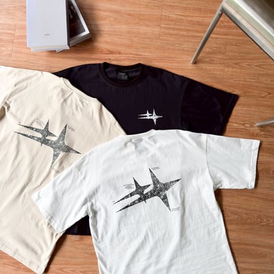 【現貨】噪點雙星光芒印花短T11