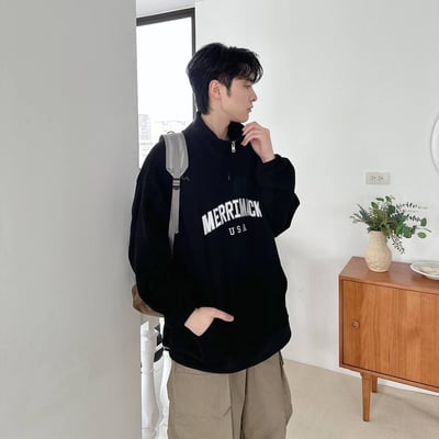 【現貨】MERRIMACK半高領拉鏈刺繡大學T3