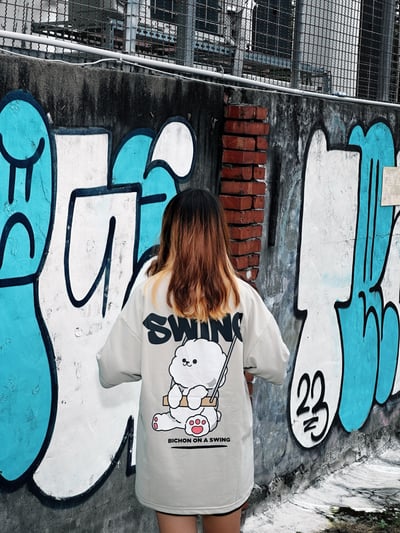 【現貨】SWING小狗盪鞦韆印花短T6