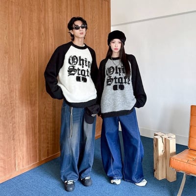 【現貨】歌德字撞色接袖毛衣4