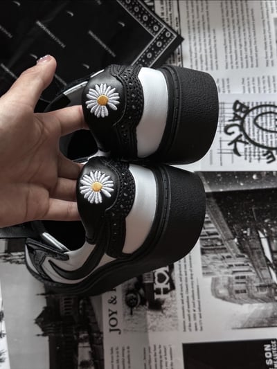 【爆款!現貨】PEACEMINUSONE x Nike KWONDO 1 PANDA GD 白黑熊貓 權志龍雛菊休閒雕花牛津鞋｜DH2482-1012