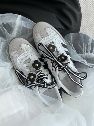 【國外限時折扣】ADIDAS SAMBA OG 小香風小花灰白芭蕾風女鞋｜IH33715